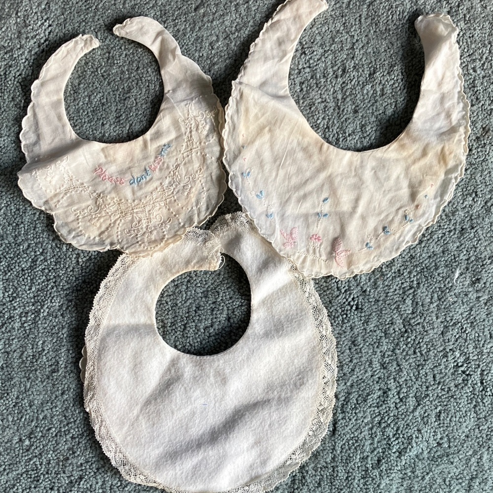 Charming White Lace Baby Bib Set